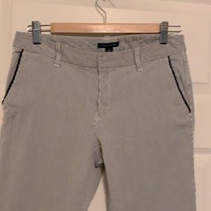 Women’s size 6 Tommy Hilfiger navy/white pants